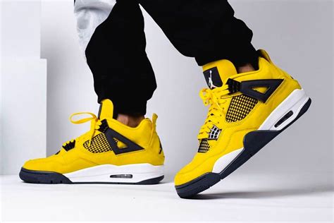 Air Jordan 4 Retro 'Tour Yellow' - Sneaker Steal