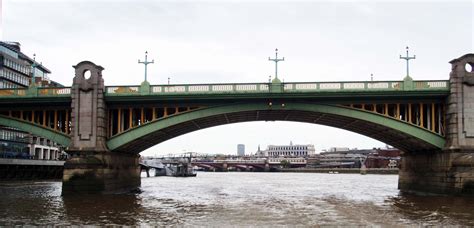 Topical Tens: 23rd April: Southwark Bridge