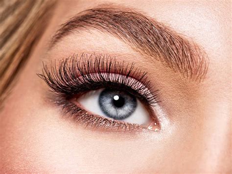 Best Water-Based Mascaras for Eyelash Extensions | Makeup.com