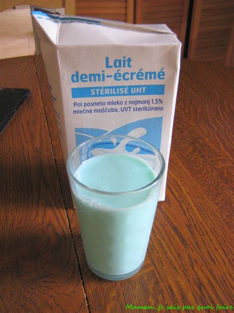 Maman....je sais pas quoi faire ! ! ! : Blague du 1er Avril : Le lait bleu