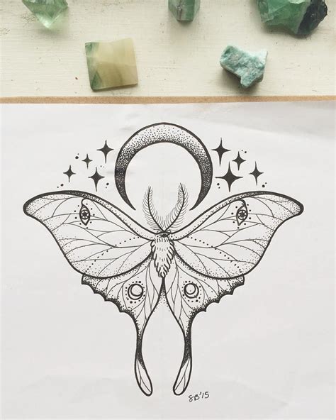 Moth Tattoo Drawings - Drawing.rjuuc.edu.np