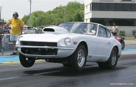 1970 Datsun 240z 1/4 mile Drag Racing timeslip specs 0-60 - DragTimes.com