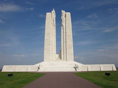 Vimy Ridge Anniversary Tour - Evolve Tours