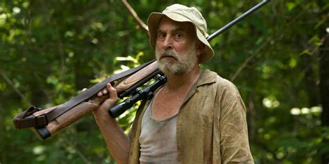 Walking Dead's Dale Asked to Be Killed Off | CBR