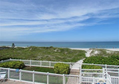 Indian Rocks Beach, Florida Vacation Rental | Island Sands 202 | 2 Bedrooms 2 Bathrooms Condo ...