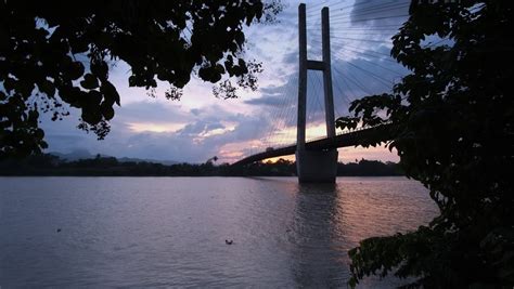 Butuan Daily Photo: Macapagal Bridge at Dusk