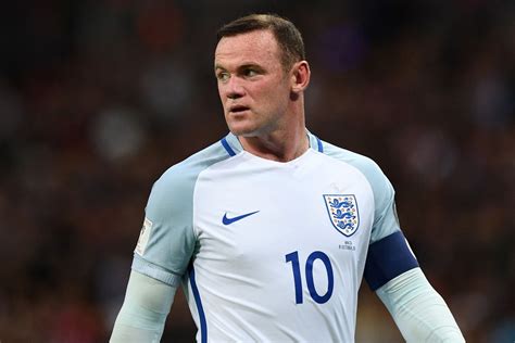 Wayne Rooney: Dropping England captain would 'not be a surprise', says Slovenia boss