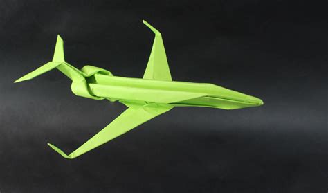 How to make a Gulfstream paper airplane. #makeaboat | Origami jet ...