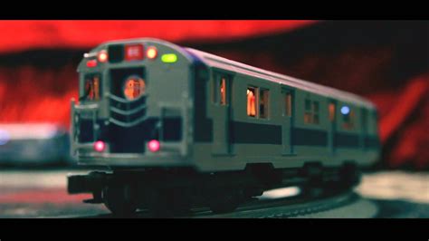 Lionel R16 nyc subway set review ! - YouTube