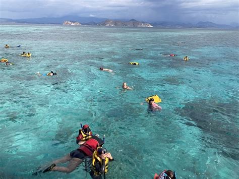 Snorkeling di Pulau Kanawa, Labuan Bajo – tripflores.com