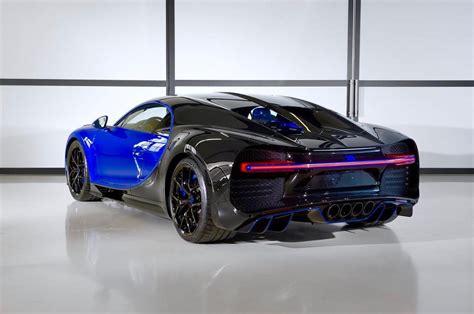 The First Bugatti Chiron Sport Delivered Is Beautiful in Blue and Black ...