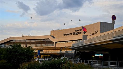 L’Aéroport Toulouse Blagnac prend de nouvelles couleurs. Découvrez-les vite ! | Aéroport ...