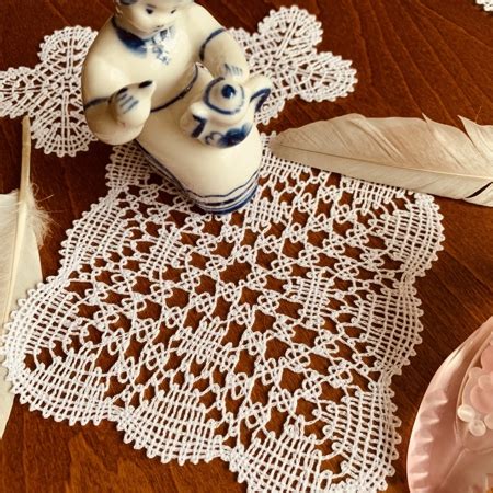 Advanced Embroidery Designs - Freestanding Bobbin Lace Doily Set