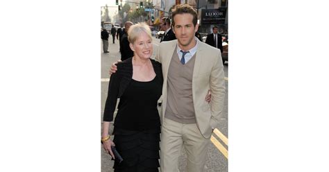 Ryan Reynolds and Tammy Reynolds | Hot Celebrities and Their Moms ...