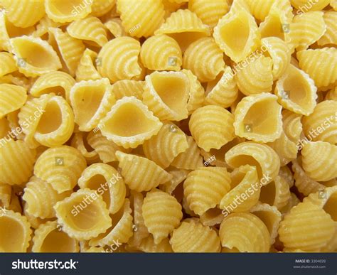 Small Pasta Shells Stock Photo 3304699 : Shutterstock