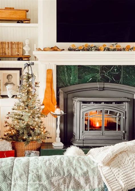 Ski Lodge Fireplace: Get the Look | Dabbling & Decorating