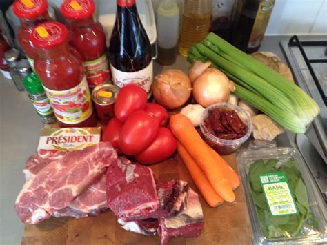 Complete guide I made to make the most awesome Spaghetti Bolognese that ...
