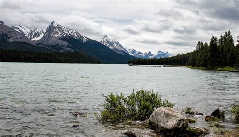 Kayaking Maligne Lake in Jasper National Park | Hike Bike Travel