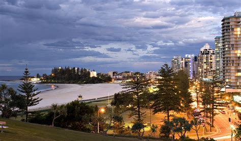 Gold Coast at night | Coolangatta, Beautiful beaches, Gold coast