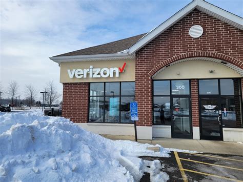 Elyria, Ohio: Verizon Store