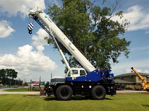 Rough Terrain Cranes | Cranes for Sale | Dozier Crane & Machinery Co.