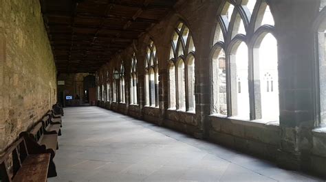 Durham Cathedral quadrangle, Harry potter scene. - YouTube