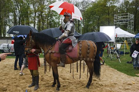 Merlin - Behind the Scenes - Bradley James Photo (33902048) - Fanpop