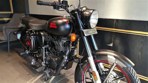 BS6 Royal Enfield Classic 350 Stealth Black | Dual Channel ABS | 40.8 kmpl Mileage | Fuel ...