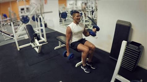 Seated Alternate Dumbbell Curls (Exercises.com.au) - YouTube