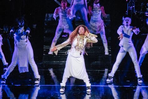 Janet jackson unbreakable tour dancers - nanaxexperts