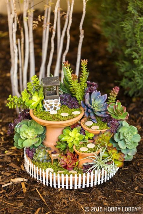 10 Fairy Gardens That Will Make You Want To Start Your Own | Miniature ...