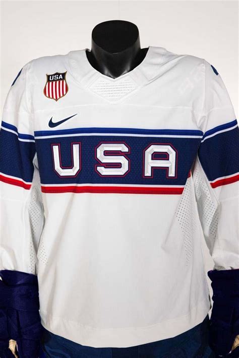 USA Hockey Unveils 2022 Winter Olympic Uniforms – SportsLogos.Net News