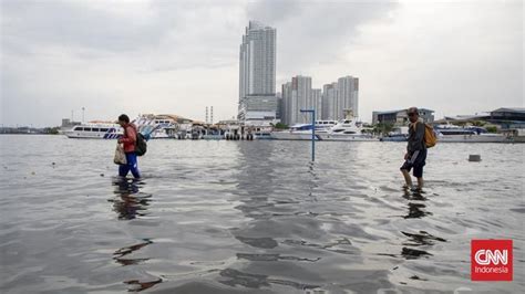 FOTO: Jakarta Terendam, Jakarta Tenggelam - Passiontoprofit