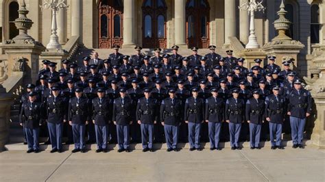 43 recruits sworn in as Michigan State Police troopers | WWMT