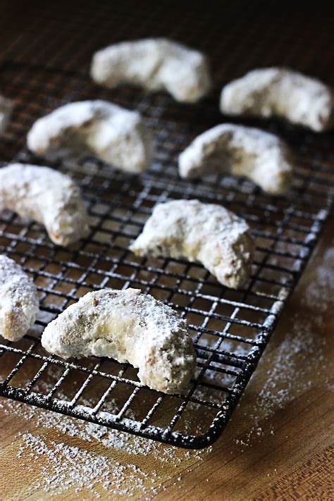 Pecan Crescent Cookies Recipe - Sweet T Makes Three