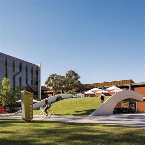 Curtin University : Admission 2023, Ranking , Acceptance rate, Fees & Courses