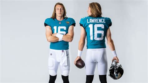 Is Jaguars QB Trevor Lawrence Destined for Greatness? | Men's Journal ...