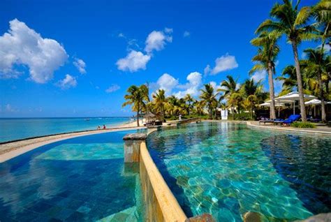 Nirvana Pool - Le Meridien Ile Maurice, Mauritius Need A Vacation ...