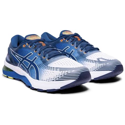 Soldes > asics gel nimbus 21 44 > en stock