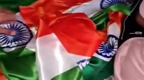 Centre says buying flag is voluntary - The Hindu