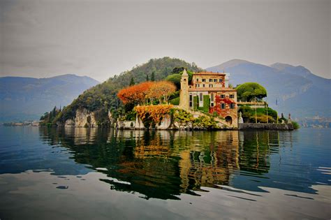 Villa del Balbianello wedding: outdoor civil wedding in Lake Como at ...