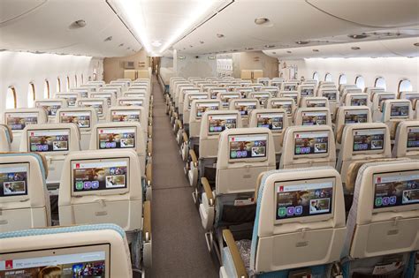 Emirates takes its newest A380 with premium economy to London