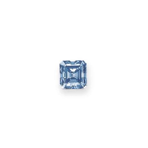 A COLORED DIAMOND RING | Christie's