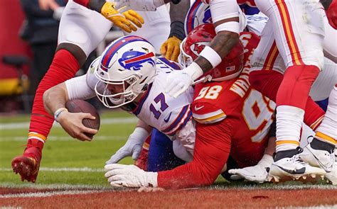 Bills vs. Chiefs: Erie sports staff picks NFL divisional-round winner