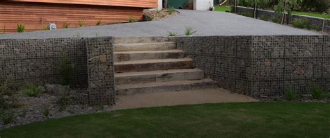 Retaining Walls & Blocks Systems, Stone Retaining Wall Builders