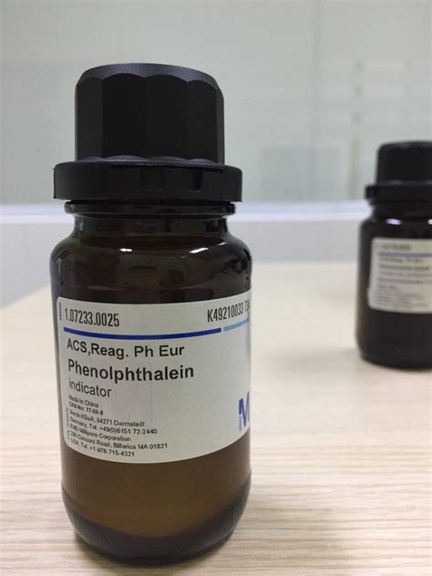 Phenolphthalein 1% Indicator Solution at best price in Mumbai