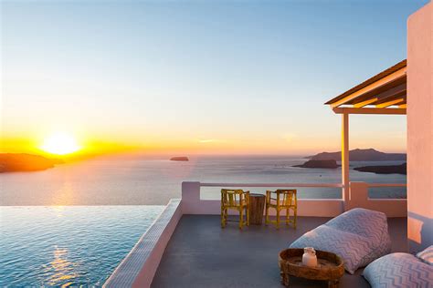 Santorini Villas Infinity Pools / Caldera Views / Luxury Villa holidays