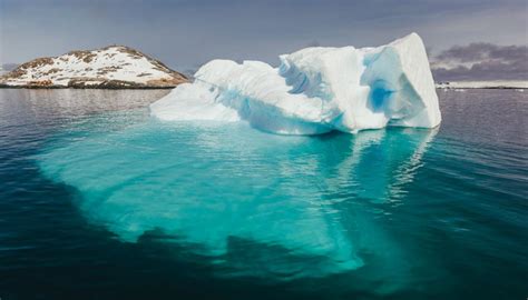 Towing icebergs from Antarctica: Would it work? | Newshub