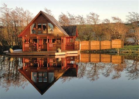 Anglesey Lakeside Lodges - Luxury Lodge Stays