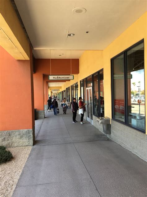 Outlets at Barstow - 98 Photos & 53 Reviews - Outlet Stores - 2796 ...